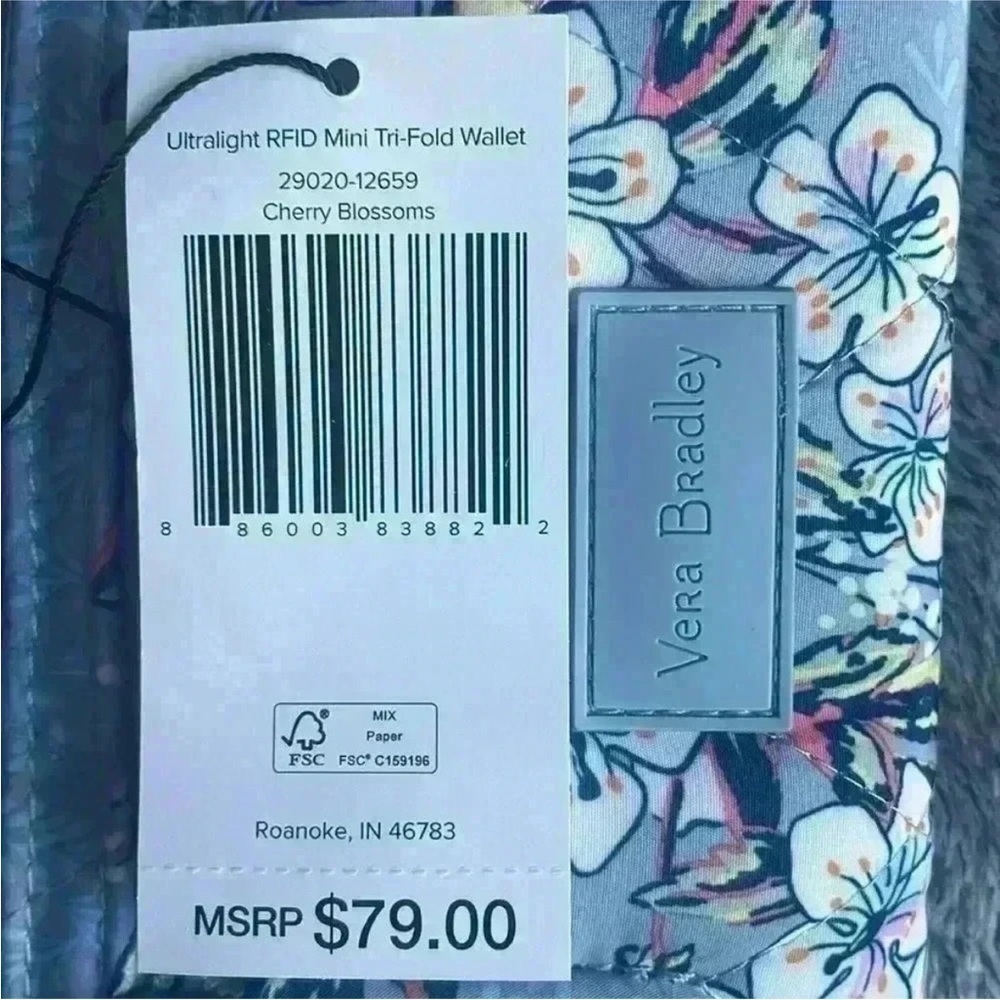 Vera Bradley Ultralight RFID Mini Tri-Fold Wallet in Cherry Blossoms NWT - Picture 4 of 4